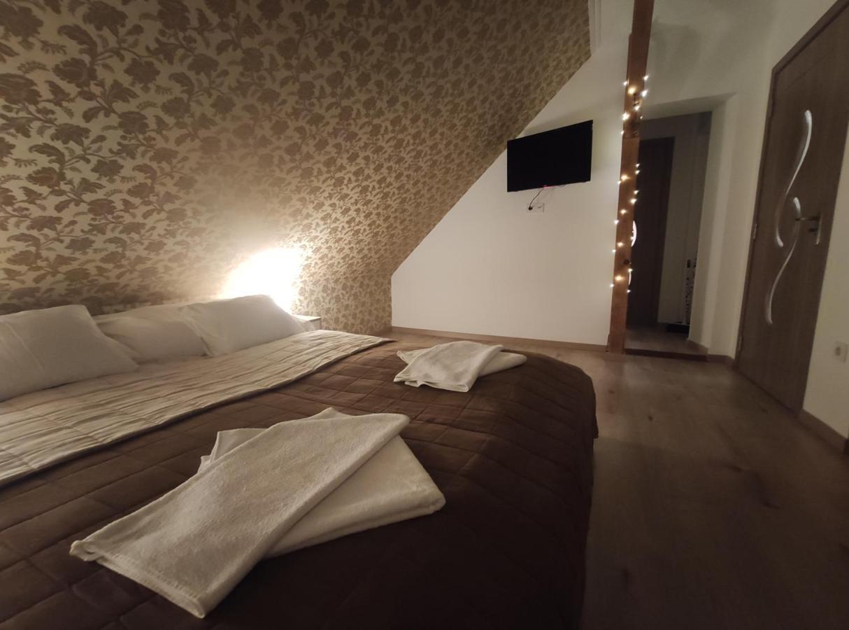 Royal De Lux Apartamento Hajdúszoboszló Exterior foto