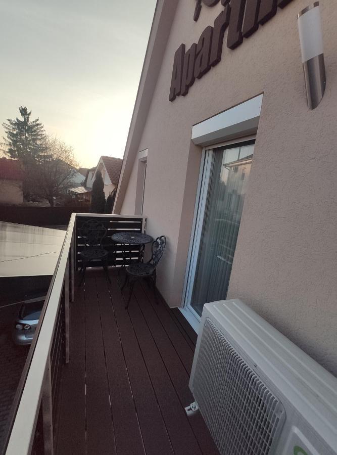 Royal De Lux Apartamento Hajdúszoboszló Exterior foto